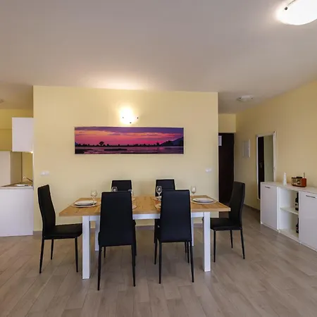 Maja Apartament