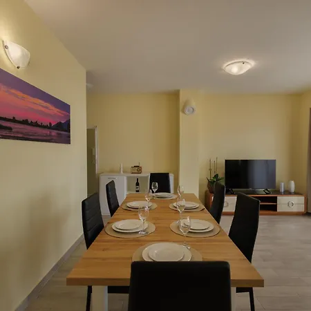 Apartament Maja