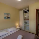 Διαμέρισμα Maja *